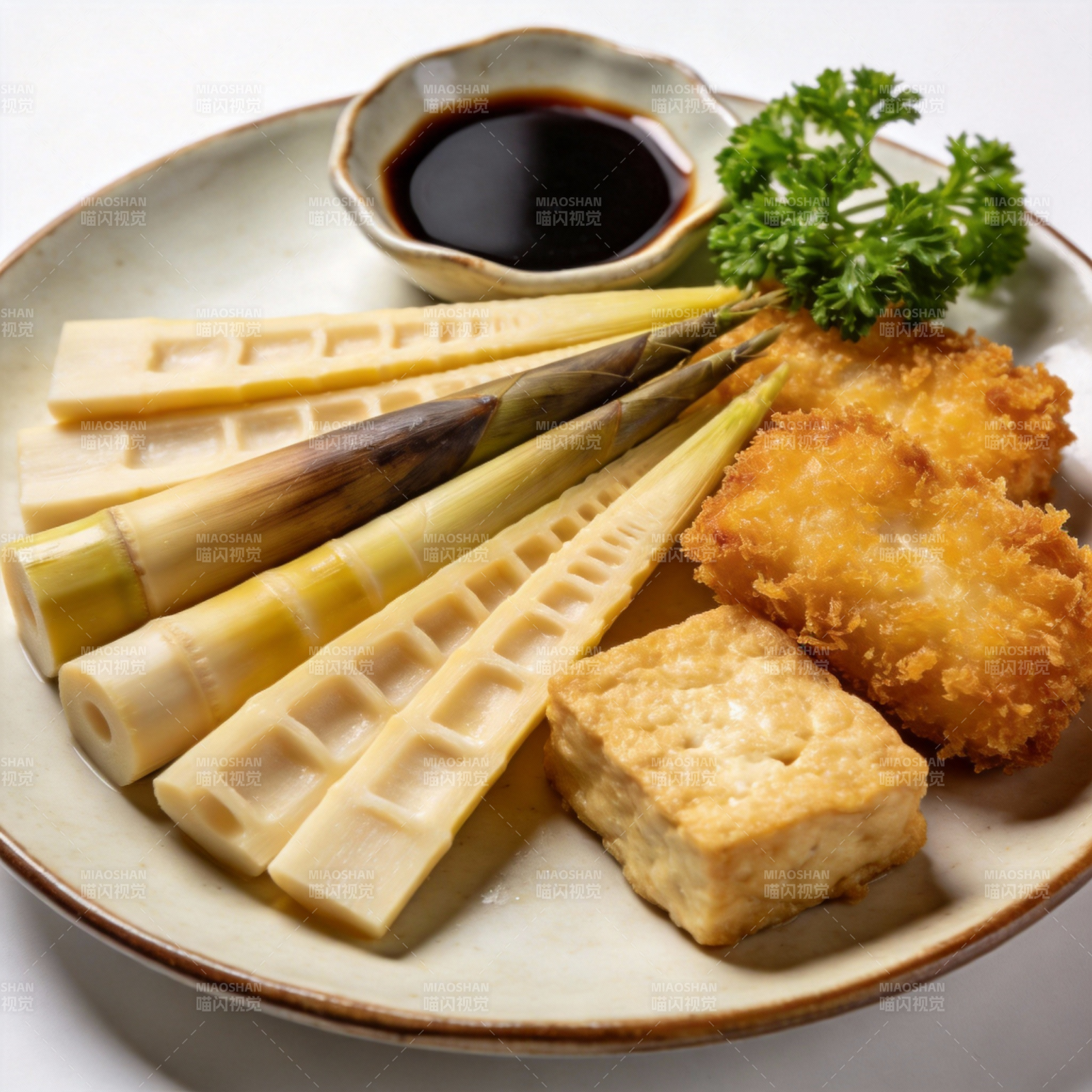 竹笋炸物拼盘图片