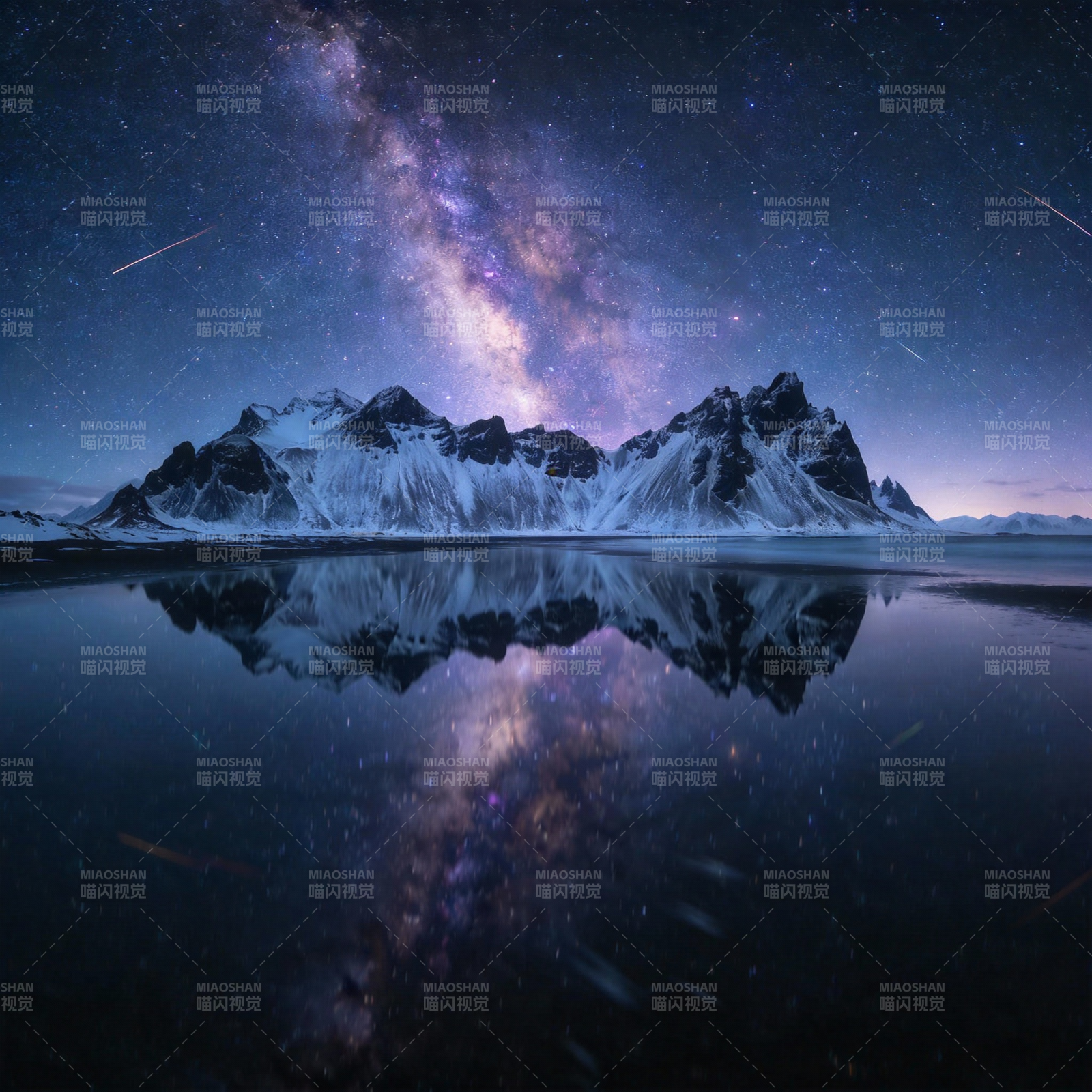 星河映雪山图片