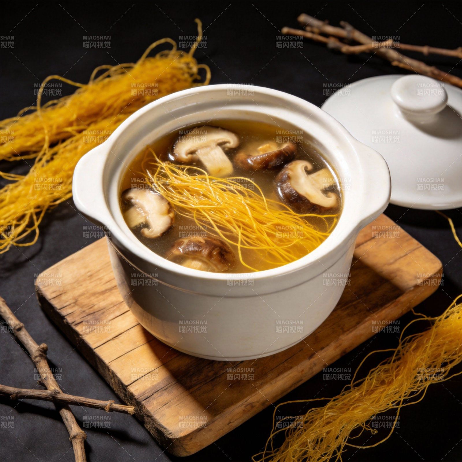 金丝菇汤图片