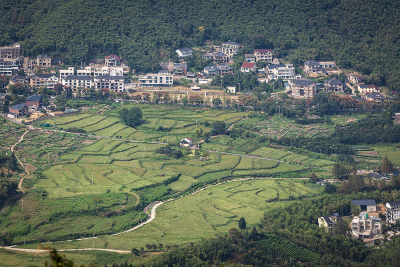 田园风光 山间村落  梯田图片