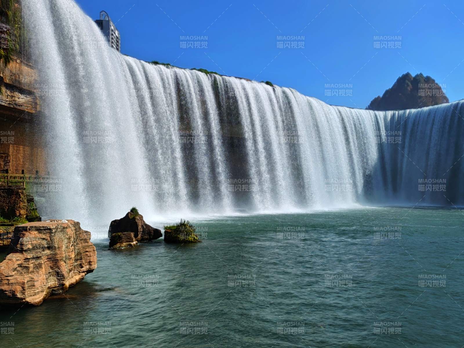 昆明瀑布公园景观图片