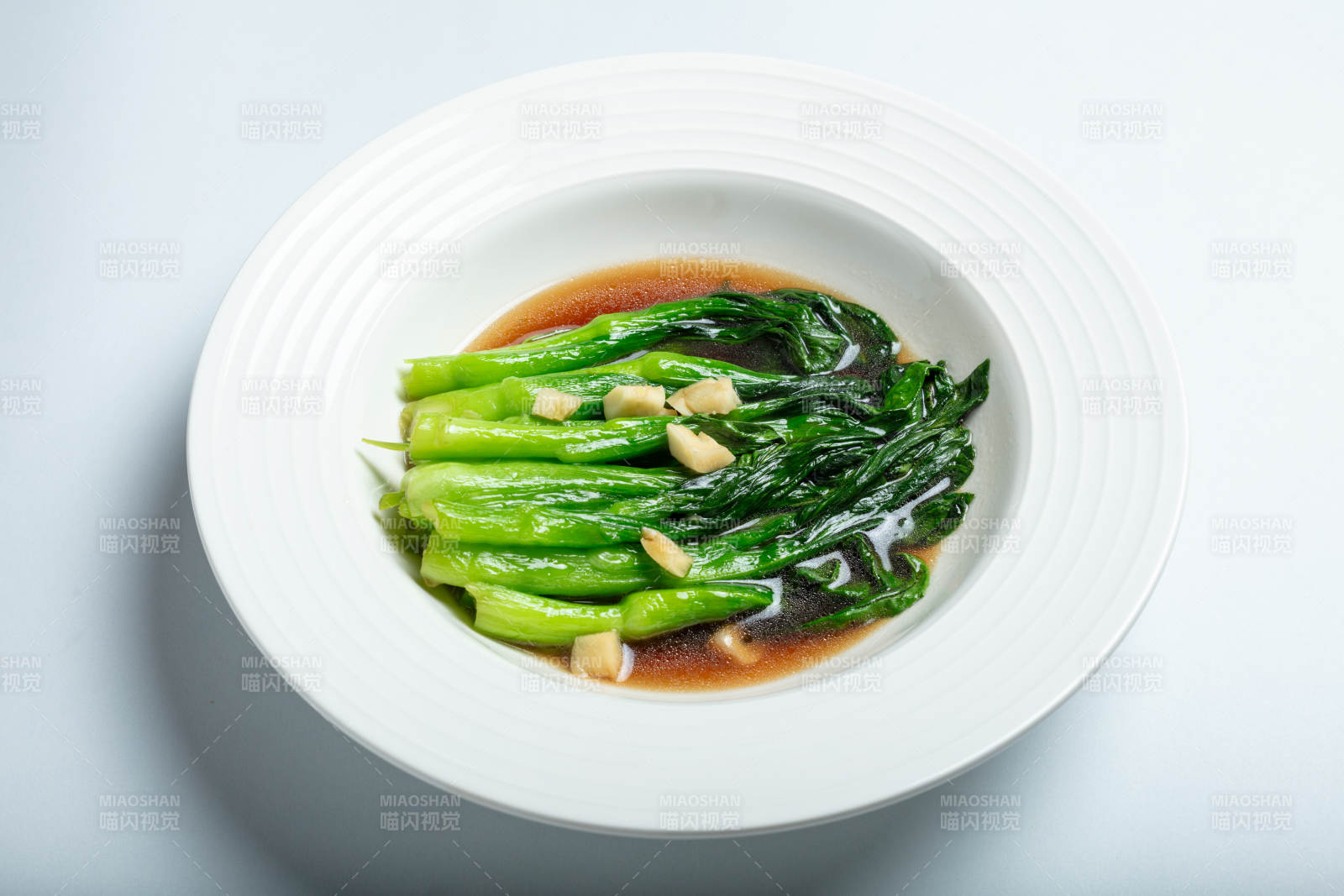 蒜蓉炒芥兰图片