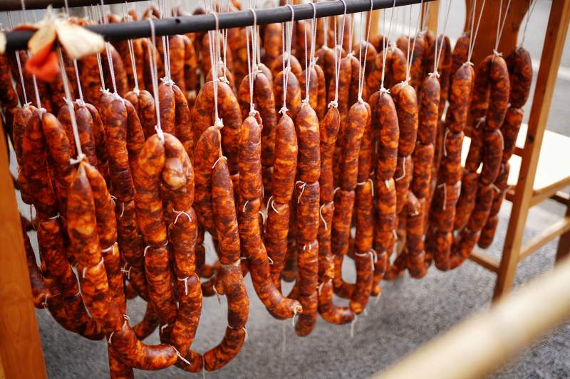 彭山风干香肠悬挂图图片