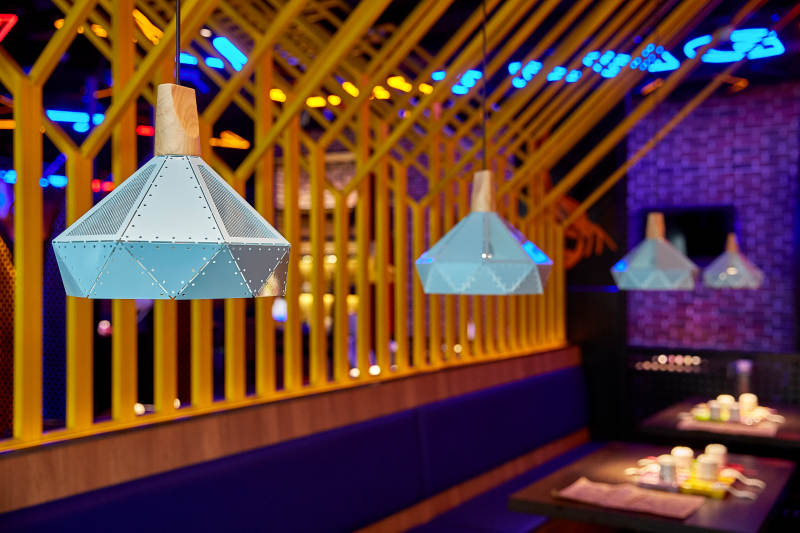 现代餐厅吊灯设计图片