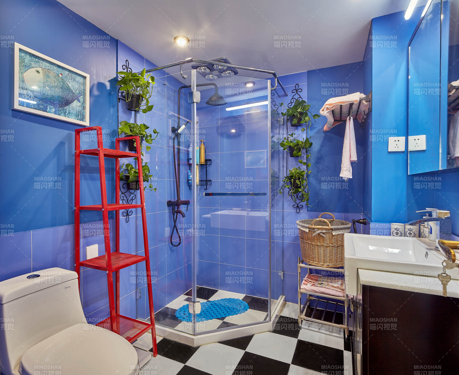 蓝色浴室 清新宜人图片