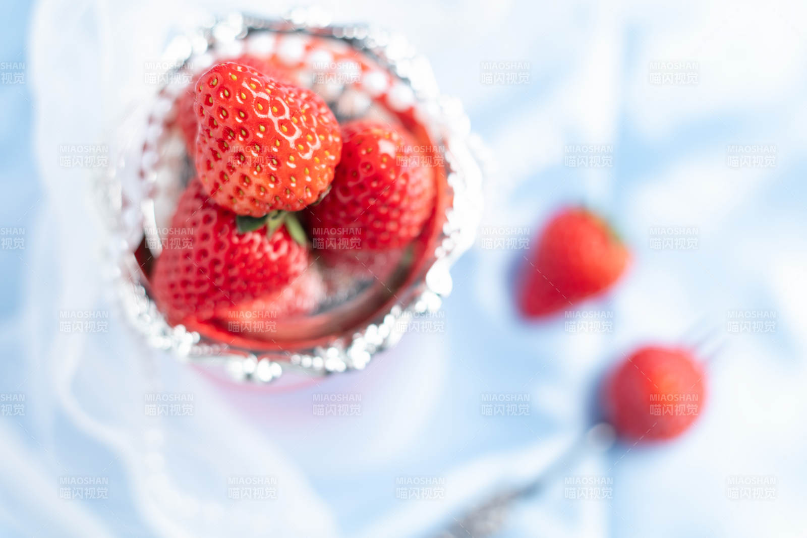 草莓甜点 清新诱人图片