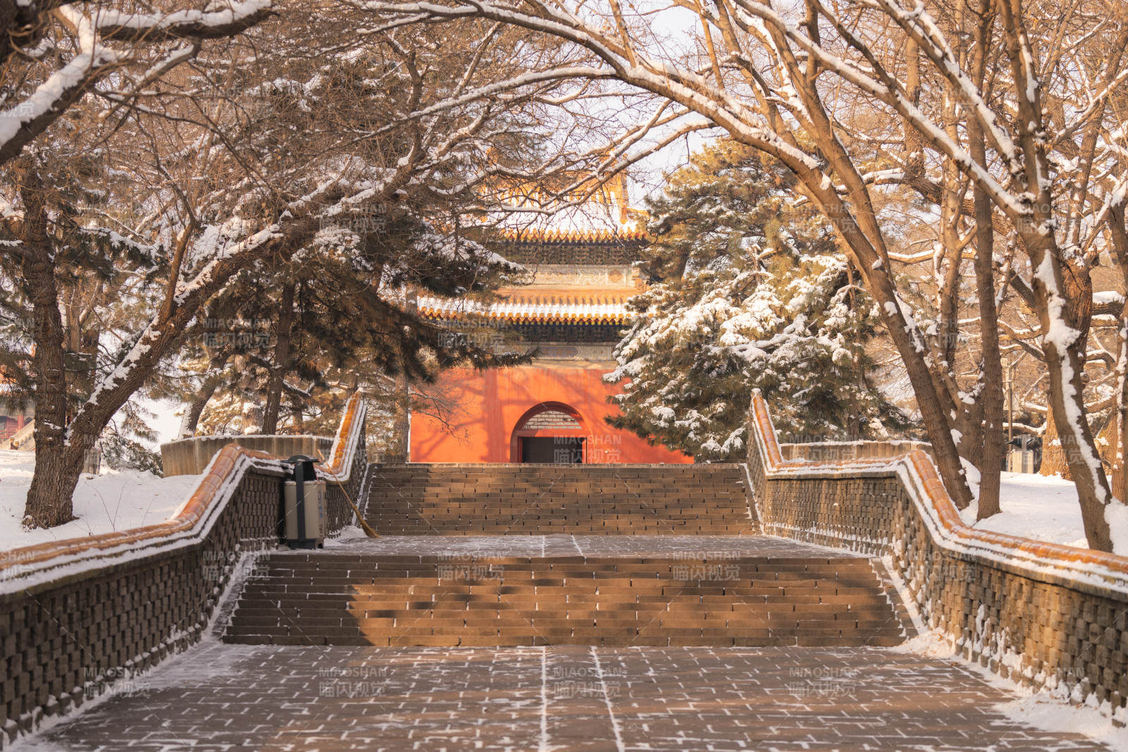 雪后沈阳东陵图片