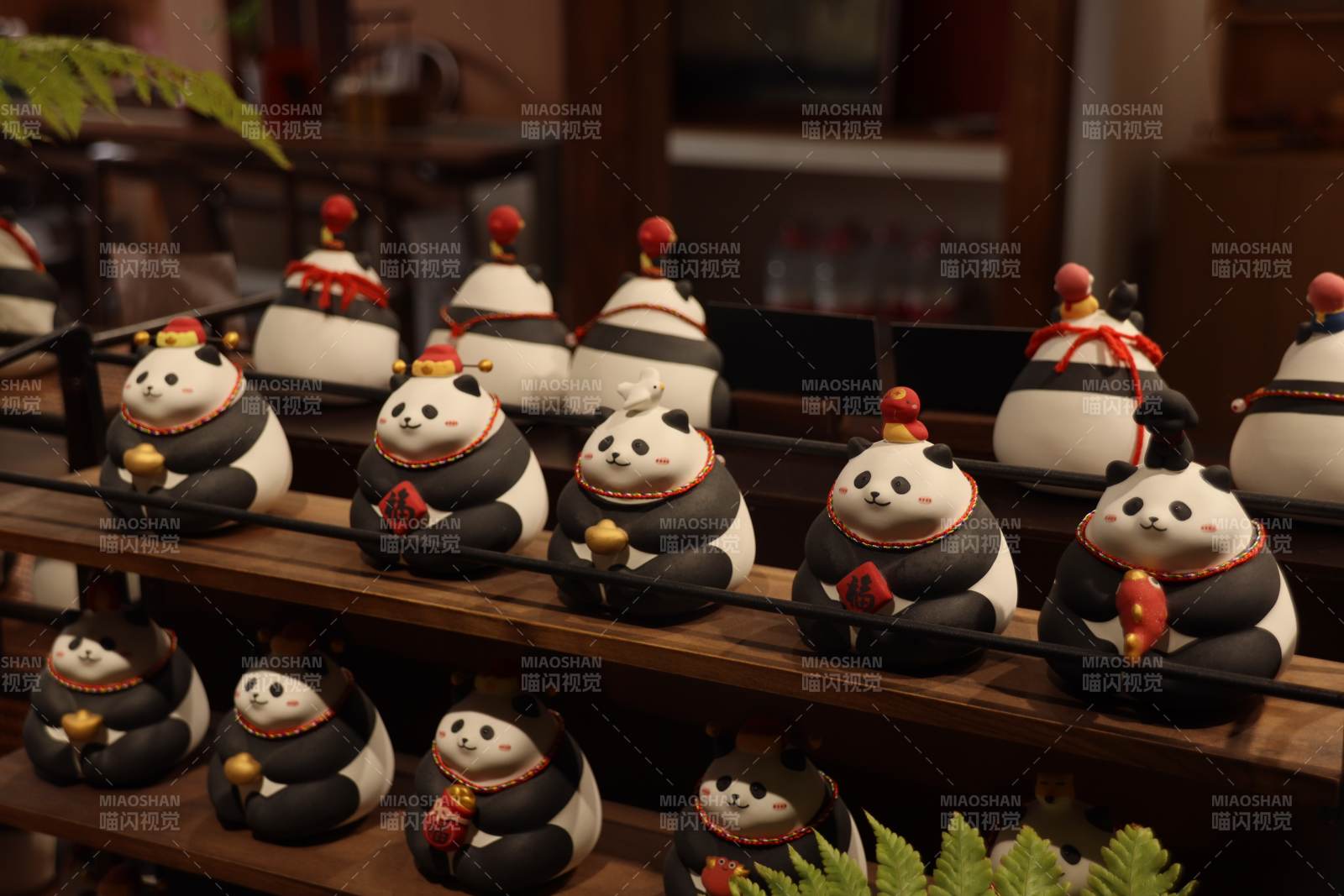 熊猫摆件陈列 宜兴陶二厂图片