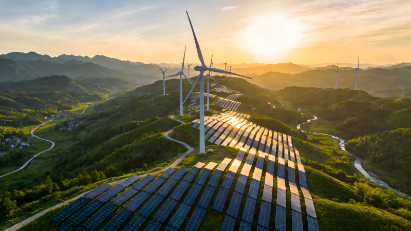 山间风光 绿能共生图片