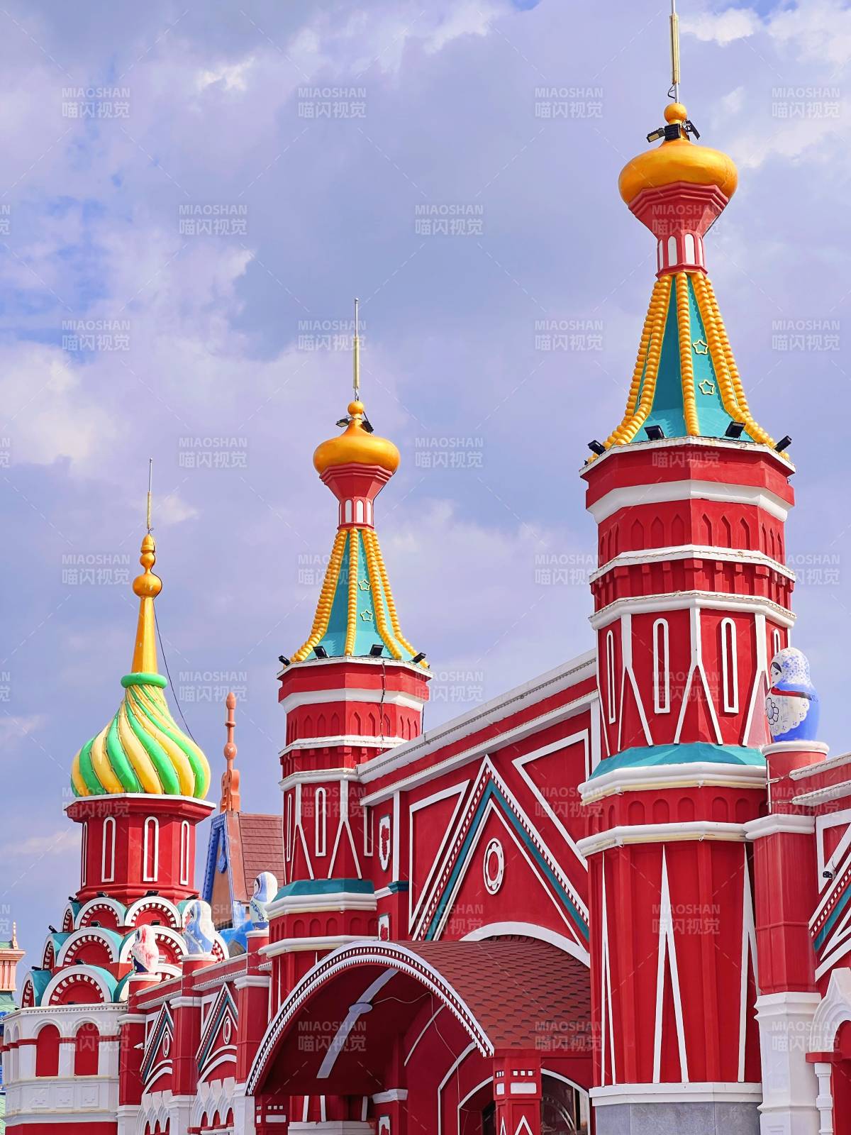 童话城堡 色彩斑斓 满洲里套娃酒店图片