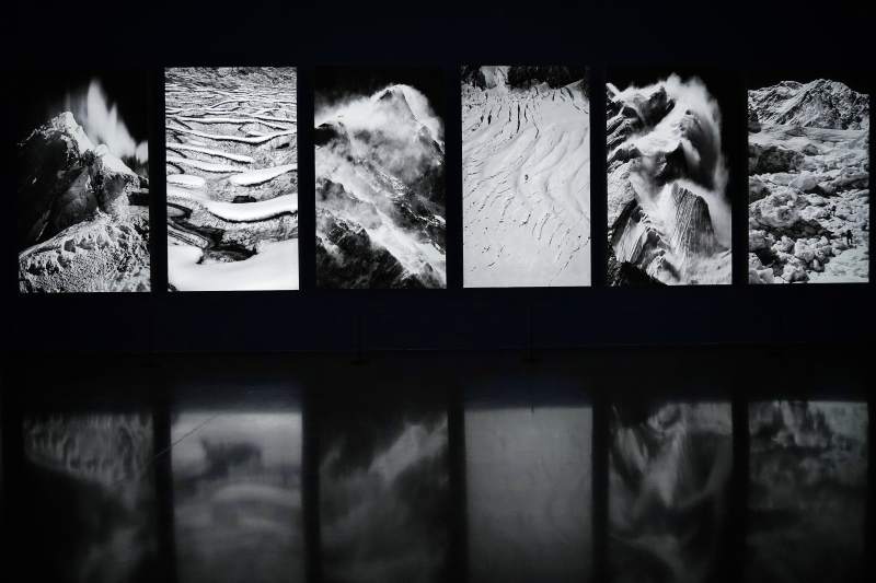 成都展览山河岁月图片