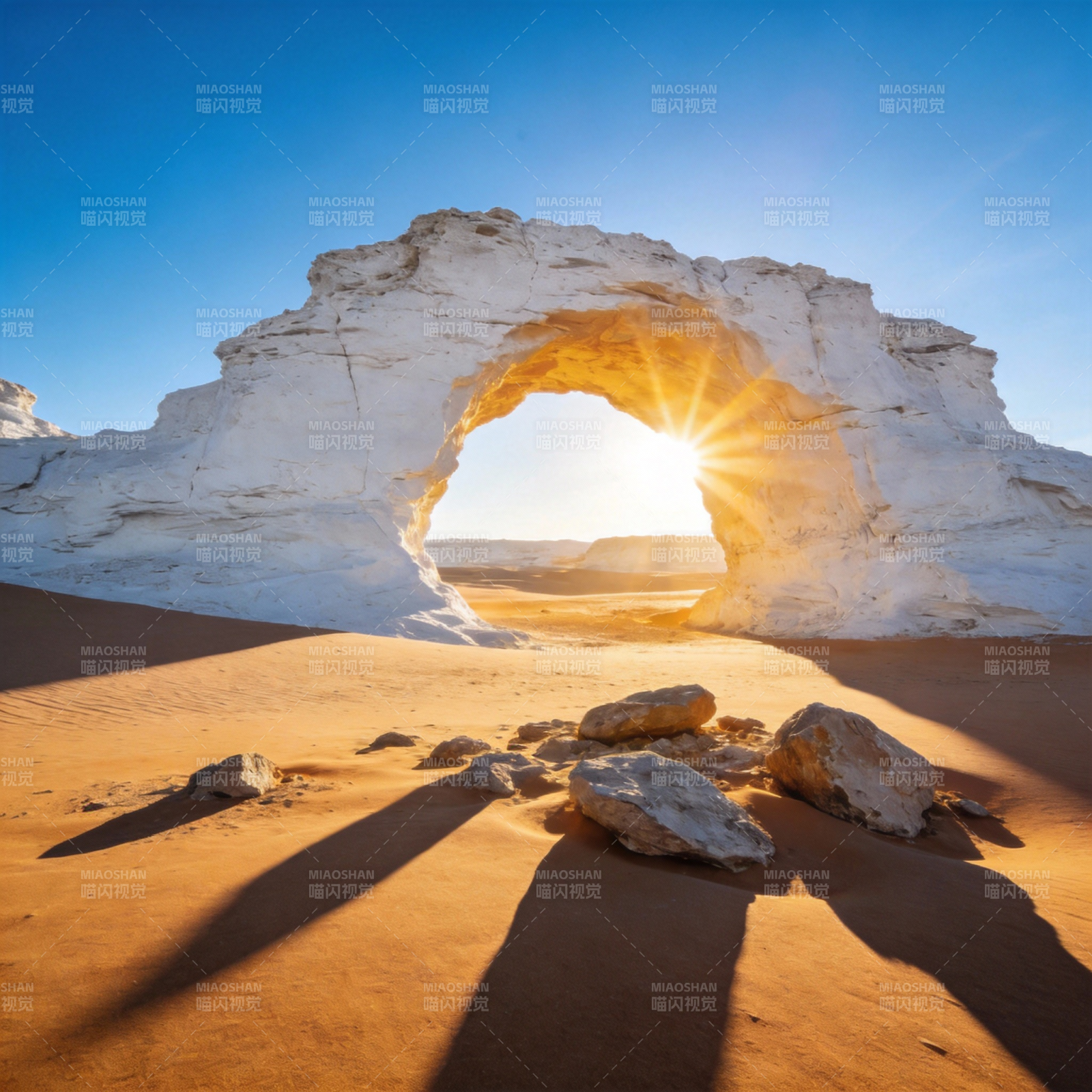 沙漠日出奇观图片