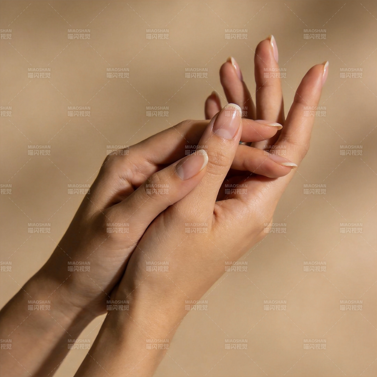 柔美手部特写图片