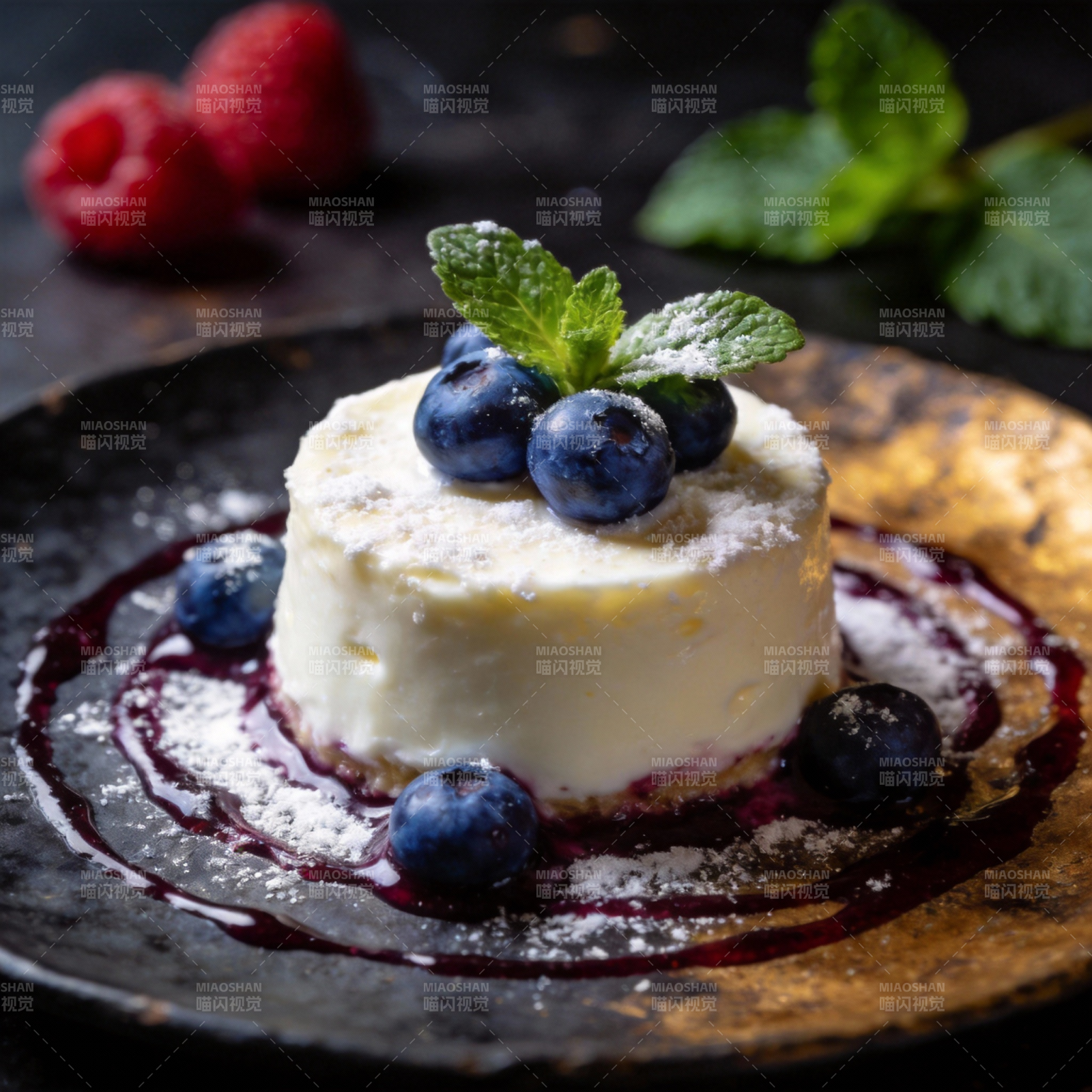 蓝莓慕斯甜点图片