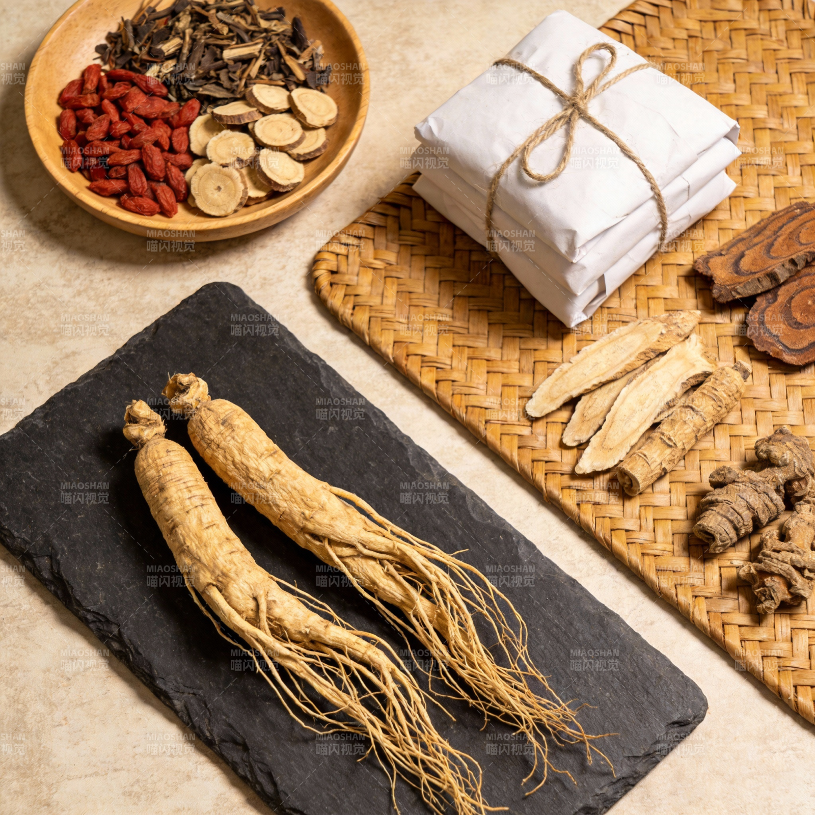 人参药材养生组合图片