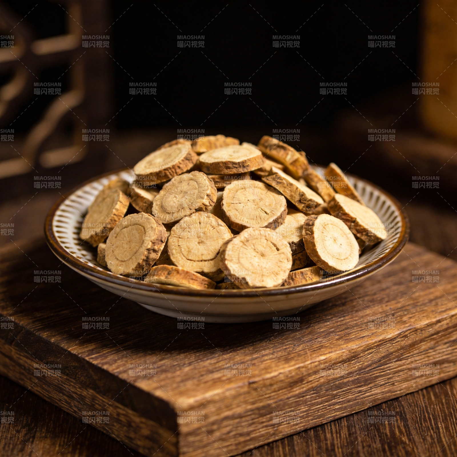 甘草片摆盘图片