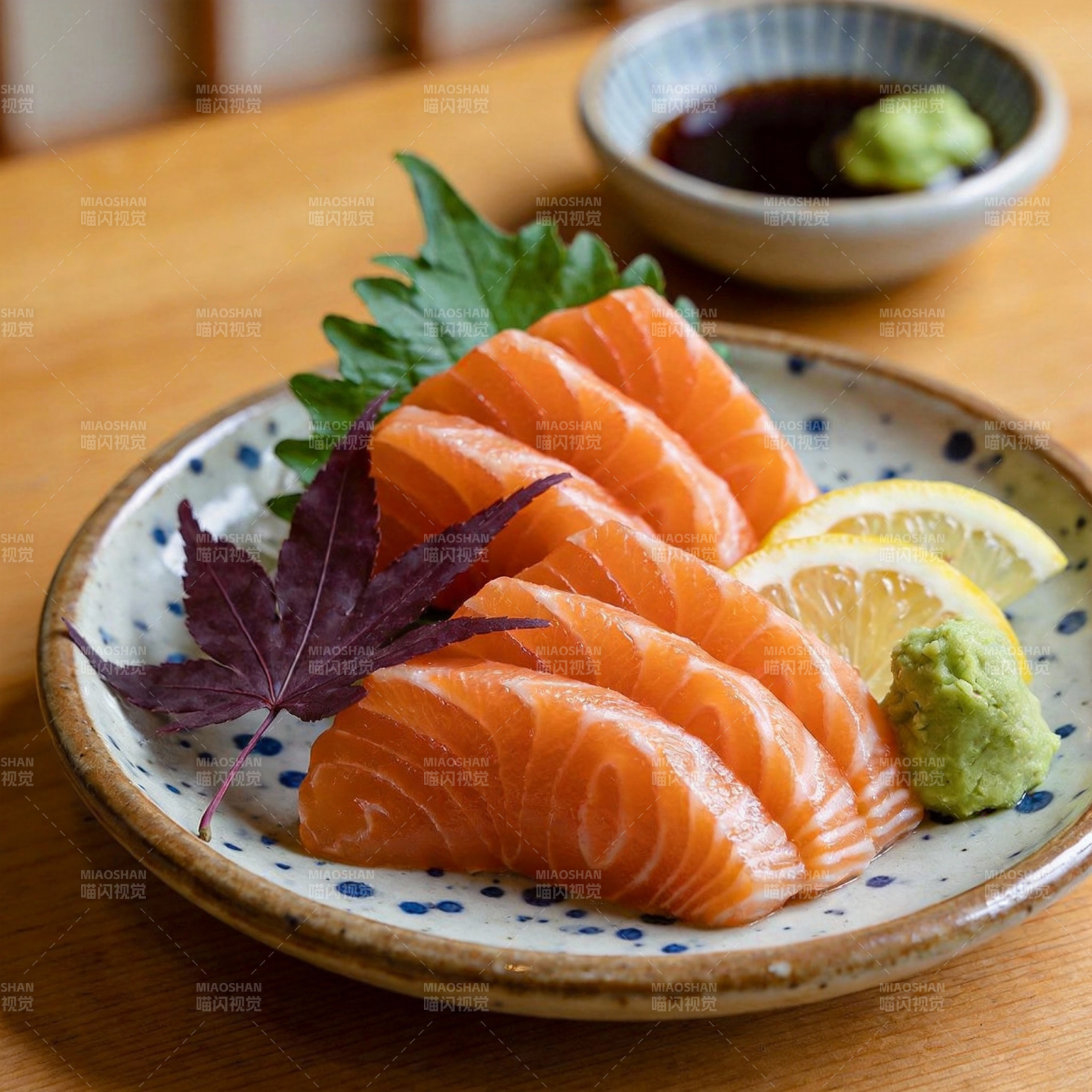 三文鱼刺身拼盘图片