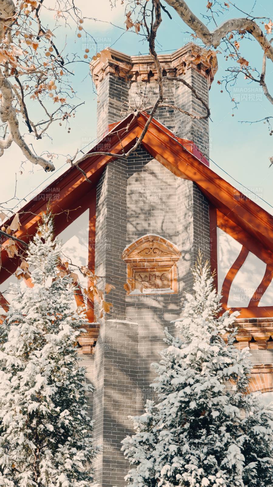 烟台山雪景图片