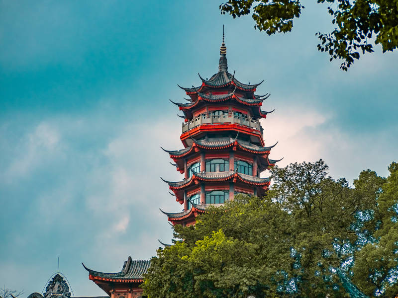 古塔凌云-华岩寺图片