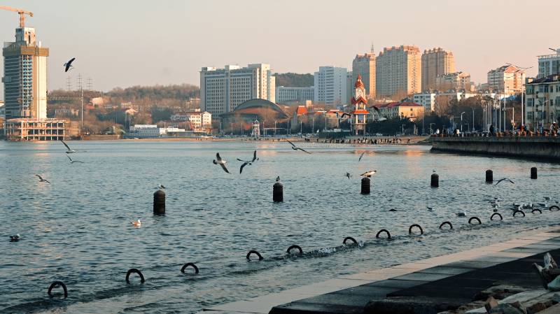 烟台海边图片