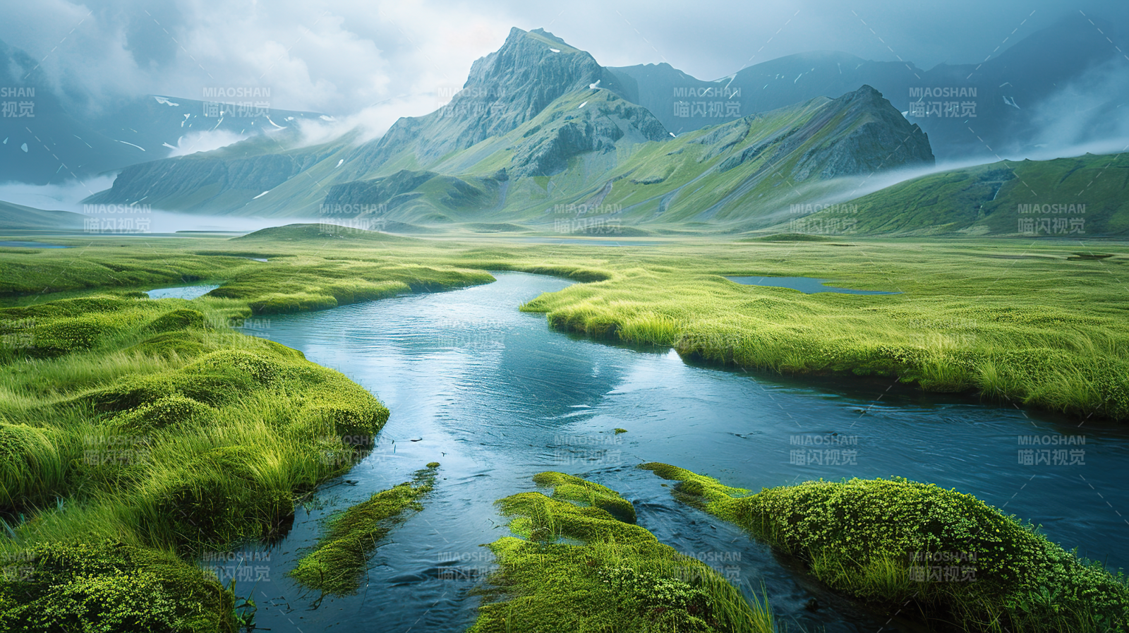 碧水青山映翠原图片