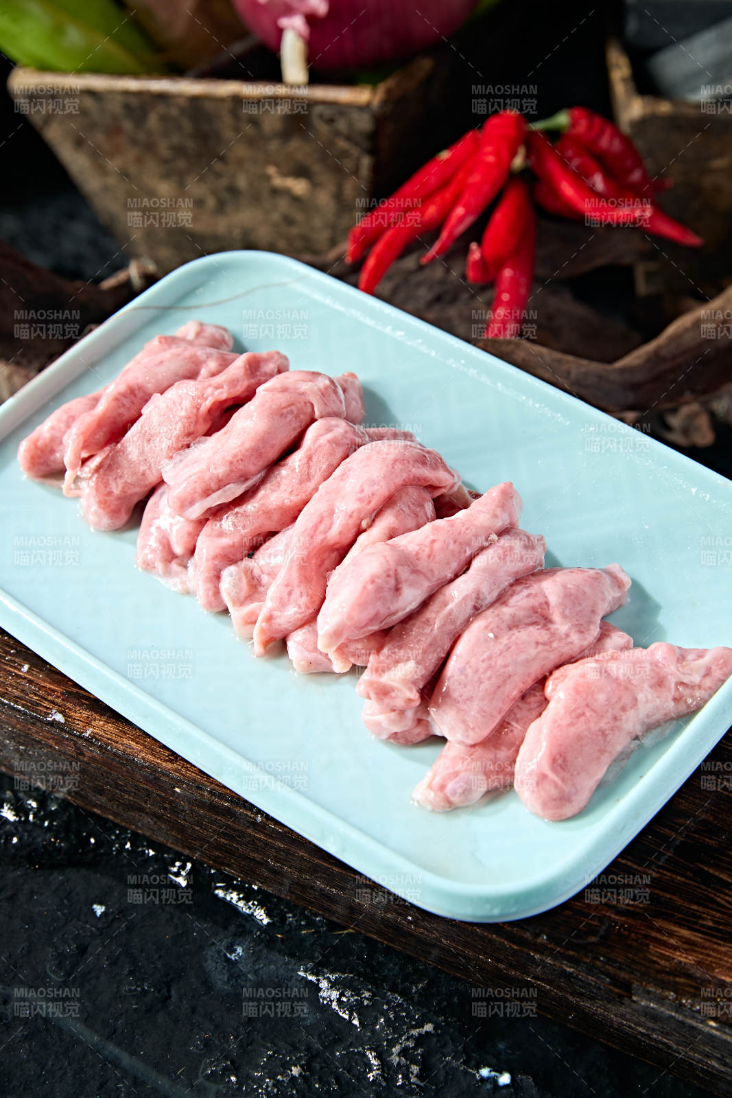 美味烧烤食材韩式鲜肉肠图片