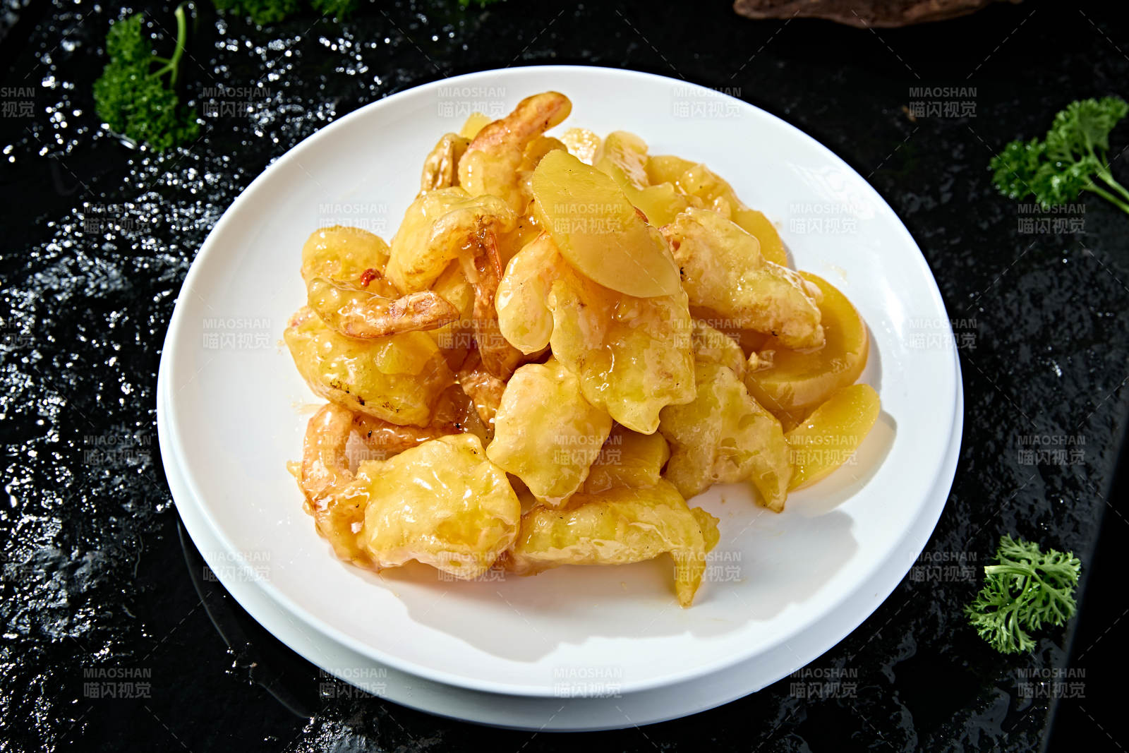 改良美味菜肴东北锅包虾图片