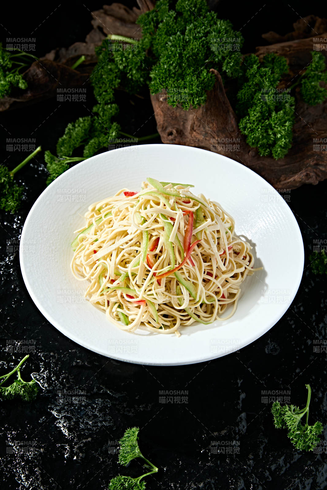 美味凉菜彩椒丝凉拌干豆腐丝图片