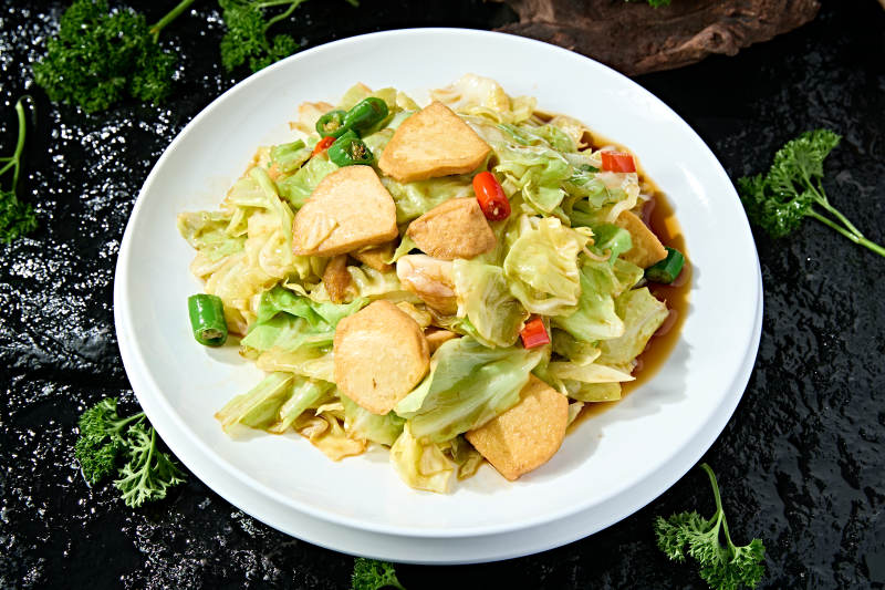 风味小炒米椒包菜炒实蛋图片