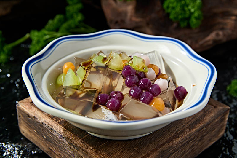 川渝美食糖水鲜果芋圆手搓冰粉图片