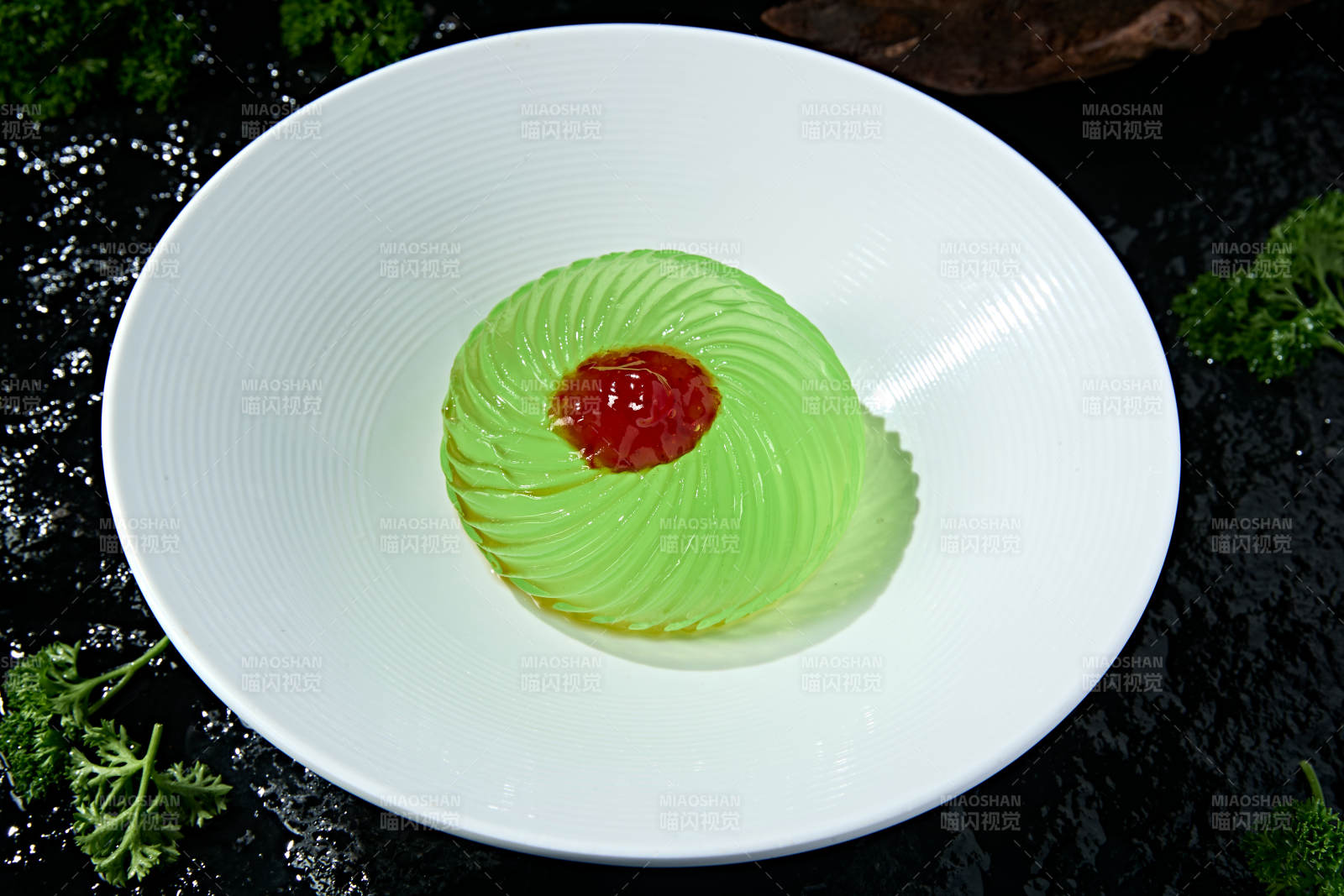 川渝美食红糖浆菠菜冰粉图片