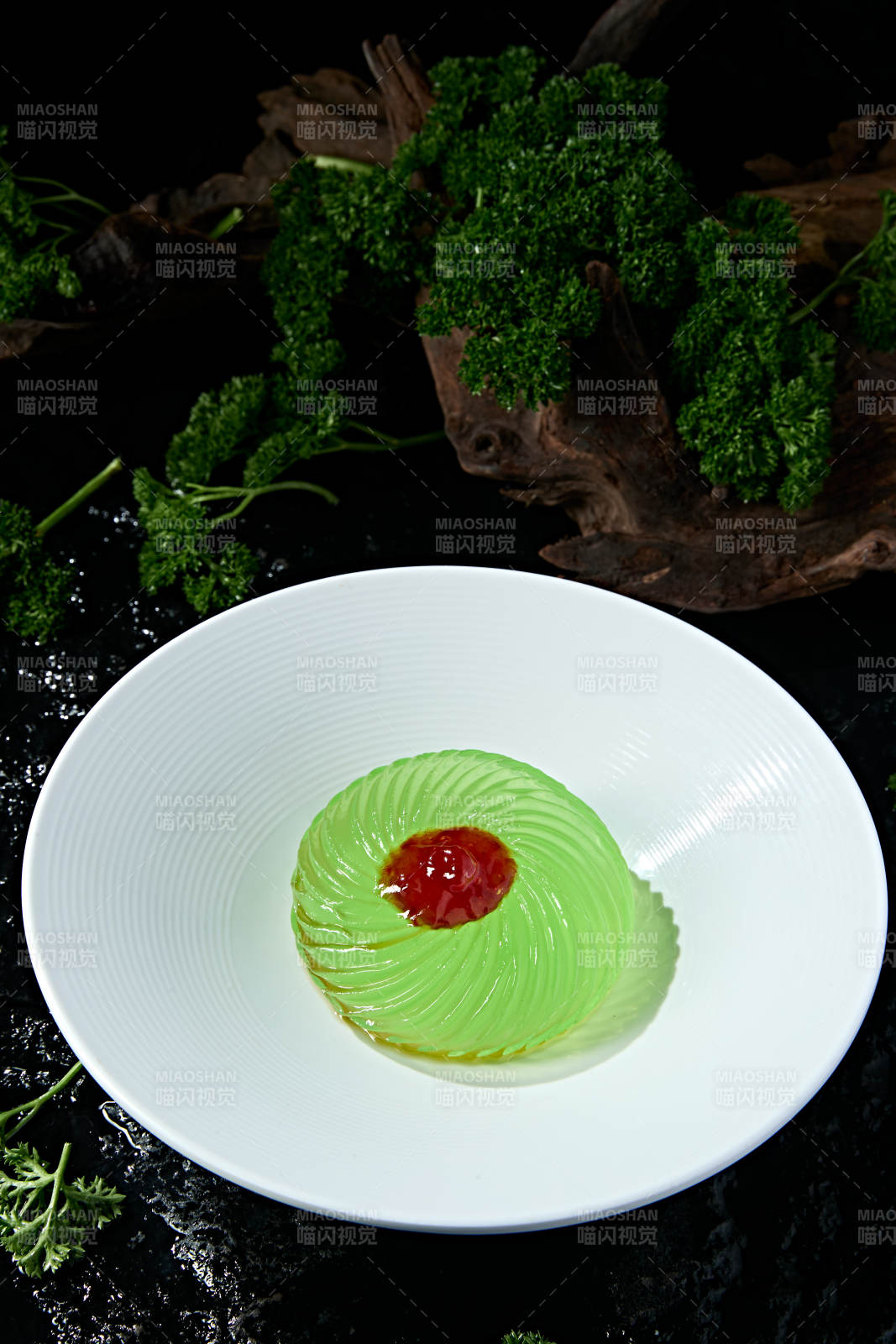 川渝美食红糖浆菠菜冰粉图片