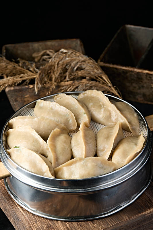 热腾腾的莜面蒸饺图片