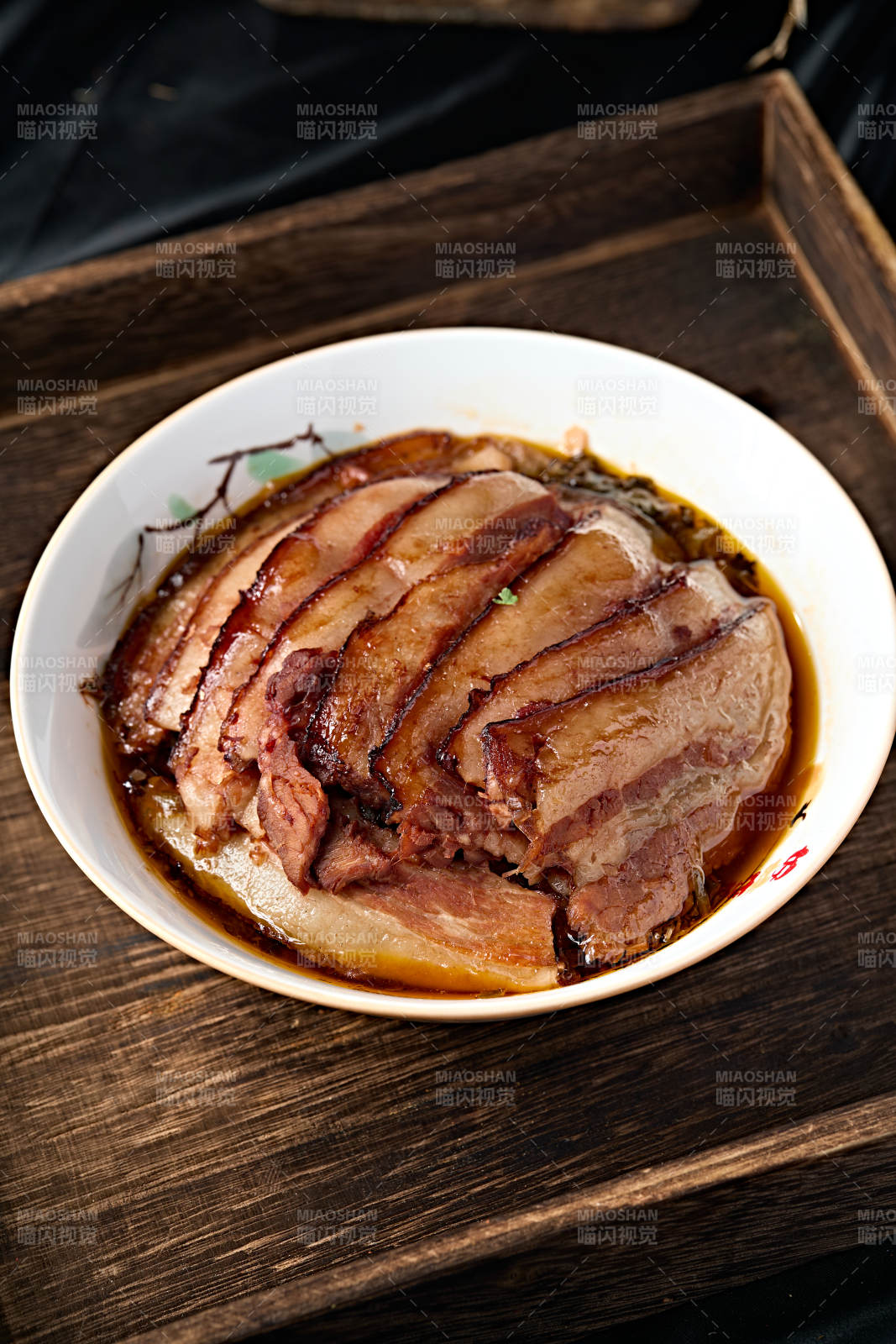 地方特色美食蔚县八大碗菜梅菜扣肉图片