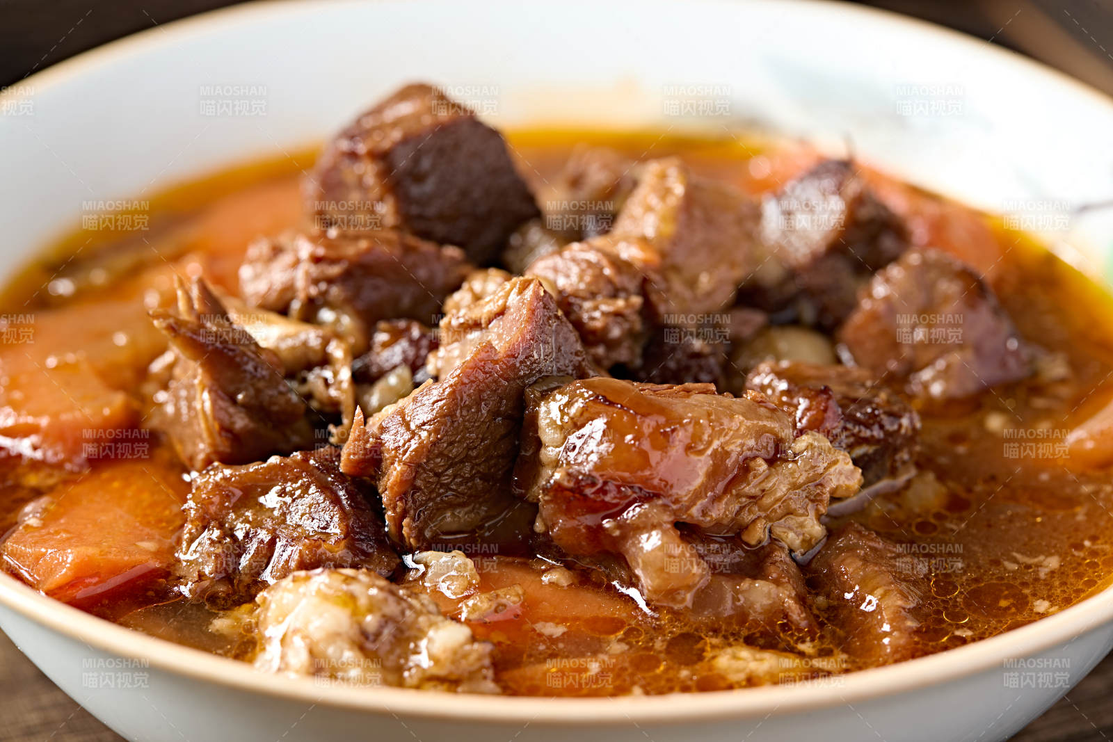地方特色美食蔚县八大碗蒸牛腩烩菜图片