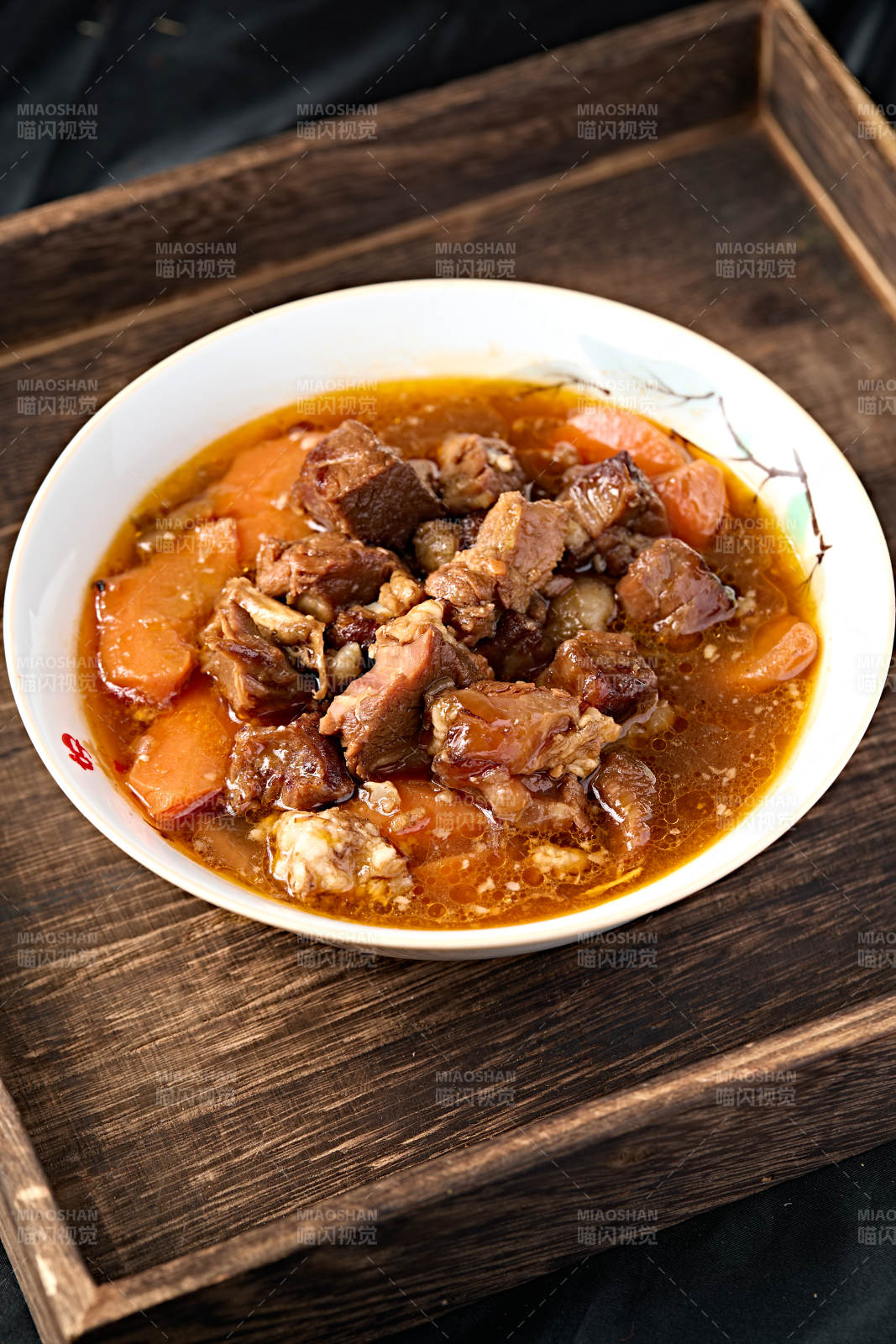 地方特色美食蔚县八大碗蒸牛腩烩菜图片