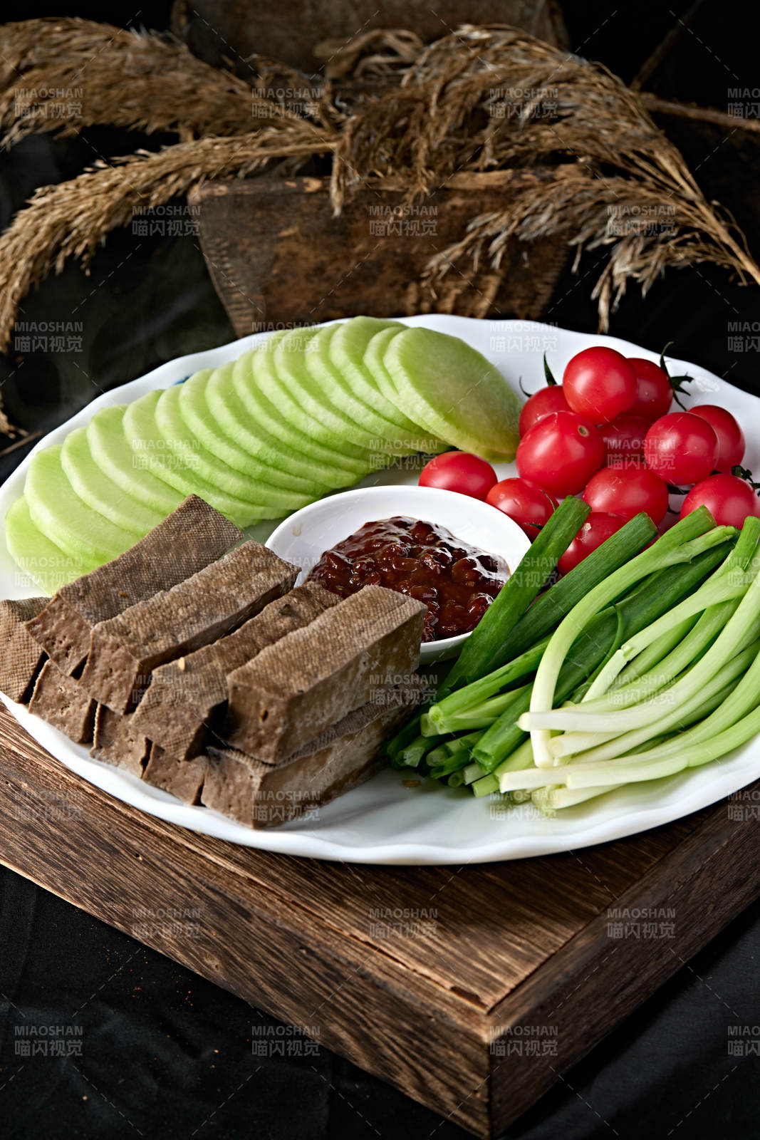 农家美味爽口农家蘸酱菜图片