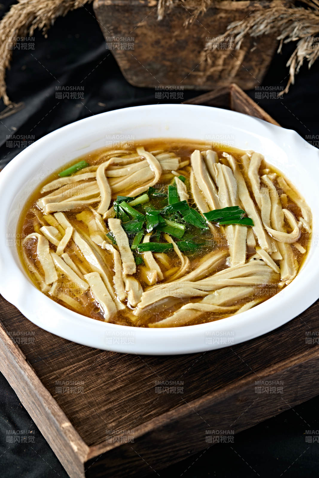 地方特色美食河北蔚县豆面凉粉图片