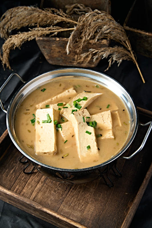 美味锅仔浓汤炖土豆腐图片