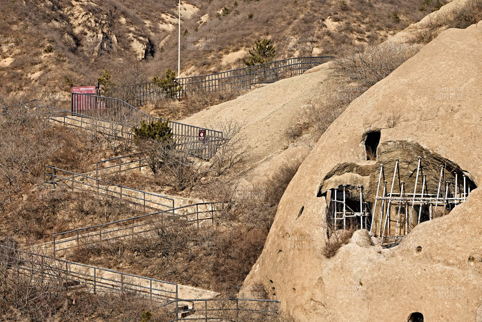 北京延庆古崖居风景区图片