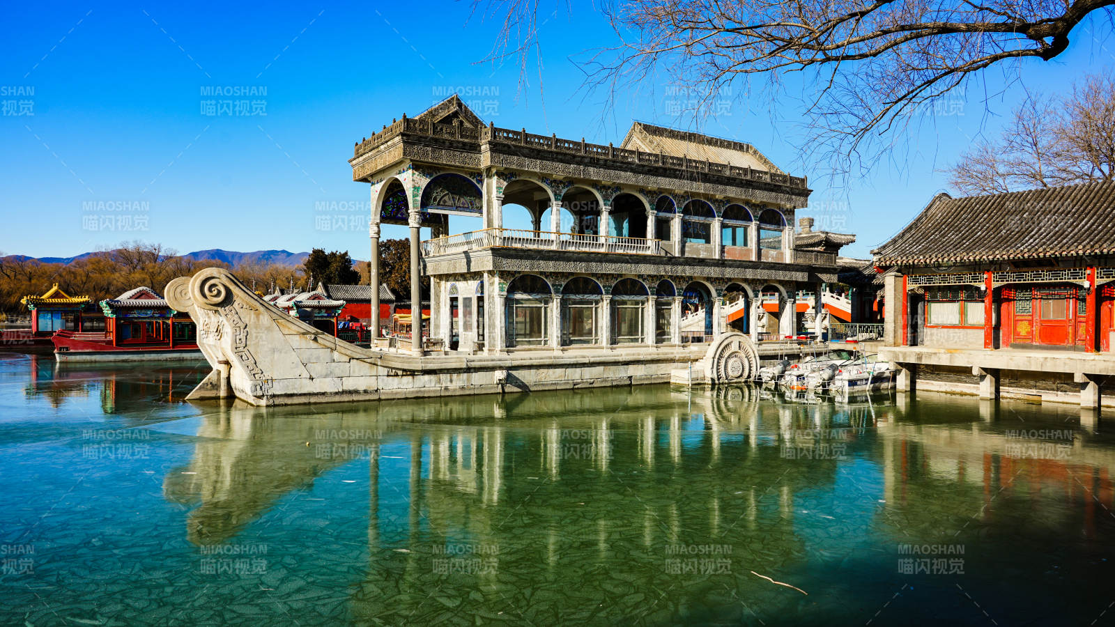 颐和园皇家园林水景图片