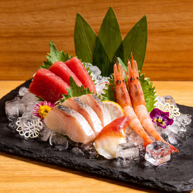 精致刺身拼盘图片