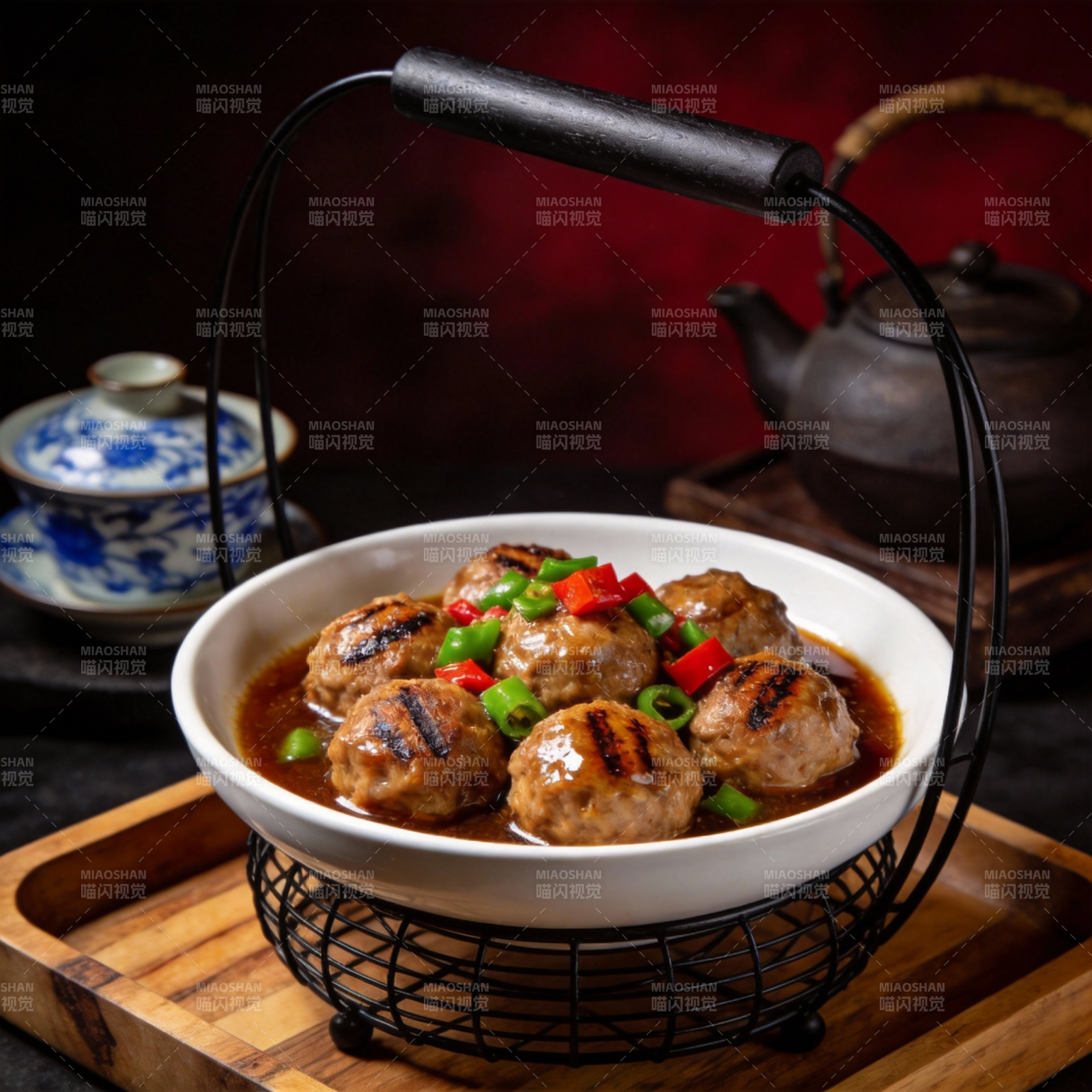 香煎肉丸配青红椒图片