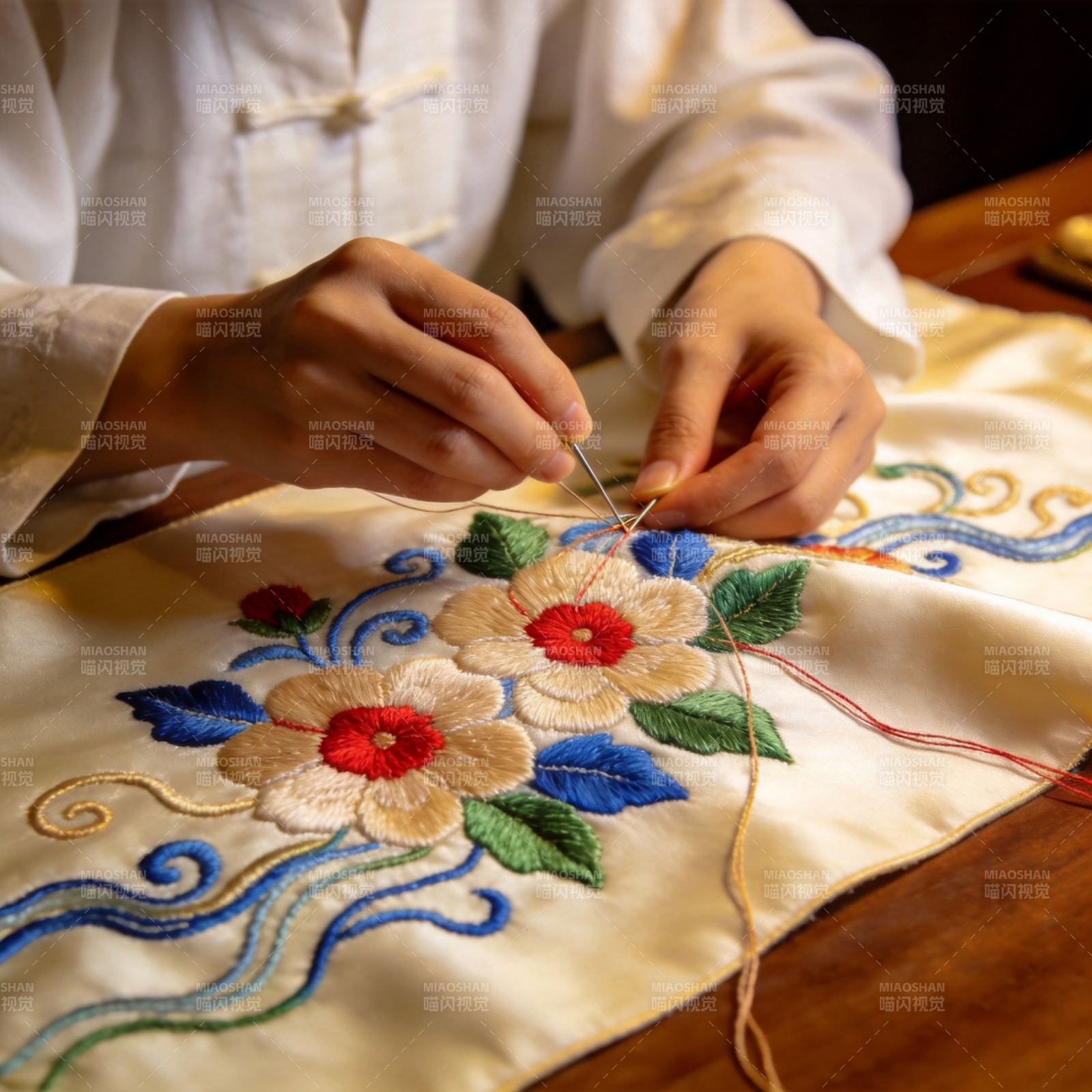 精工刺绣花图片