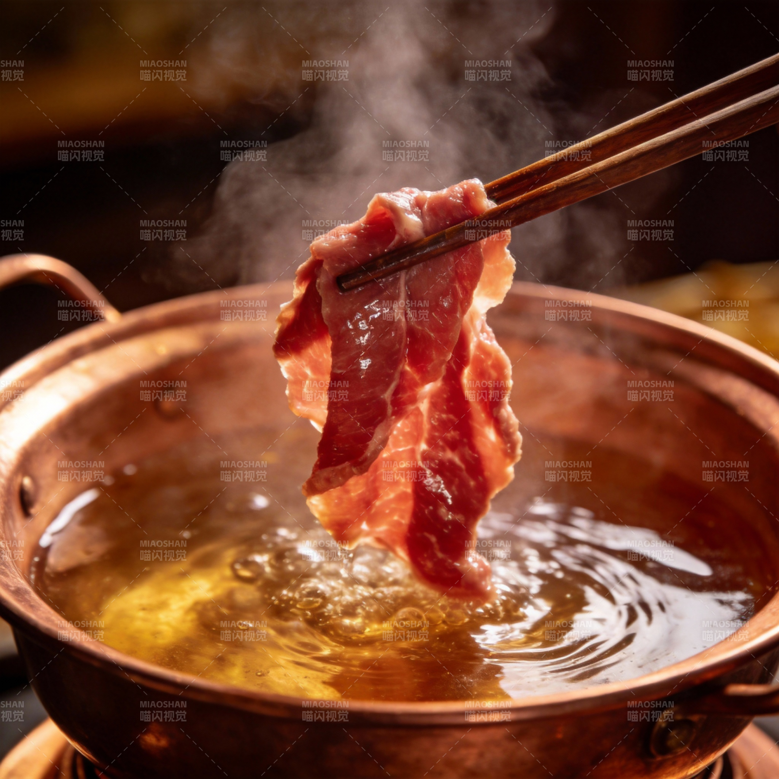 热锅涮肉 香气四溢图片