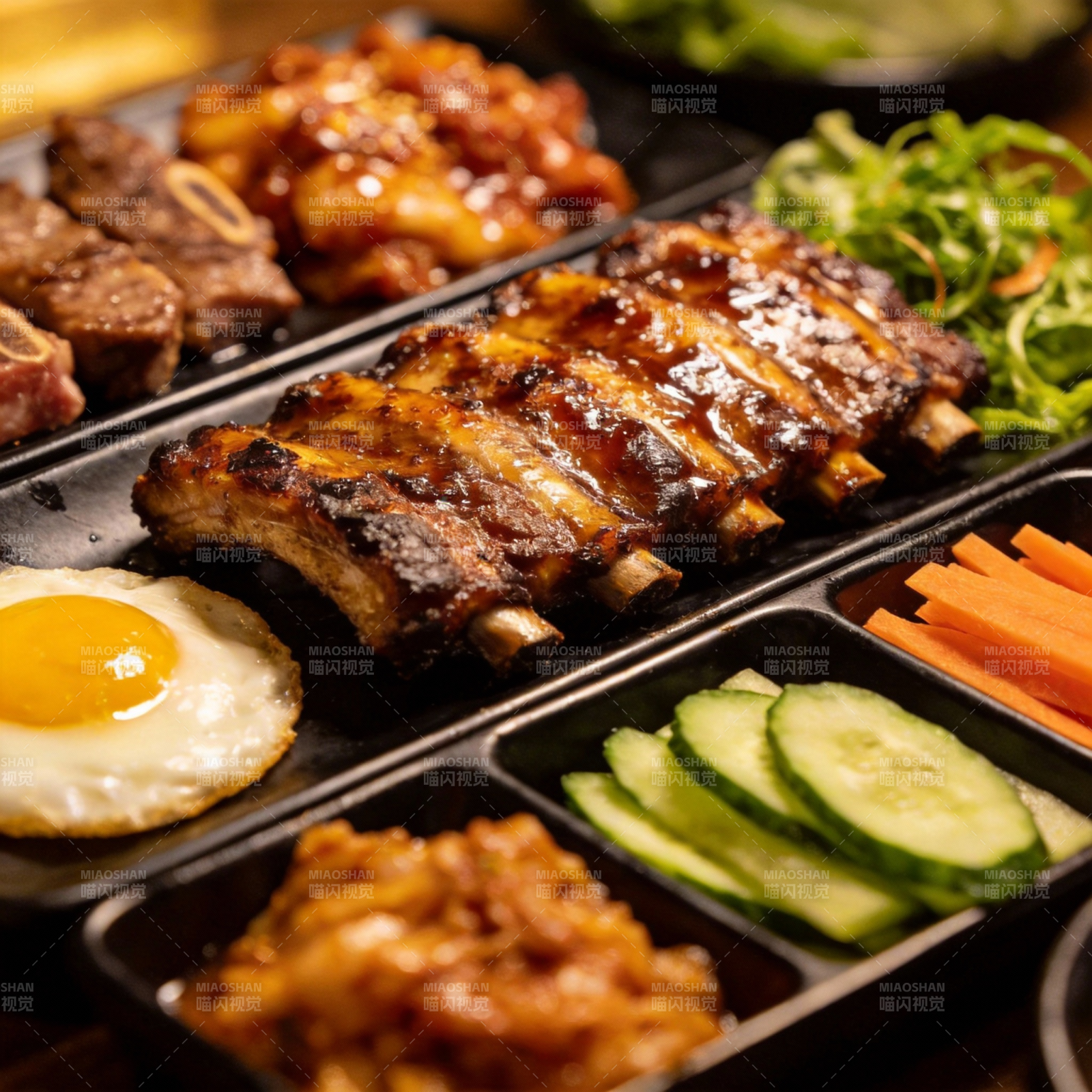 美味烤肉拼盘图片
