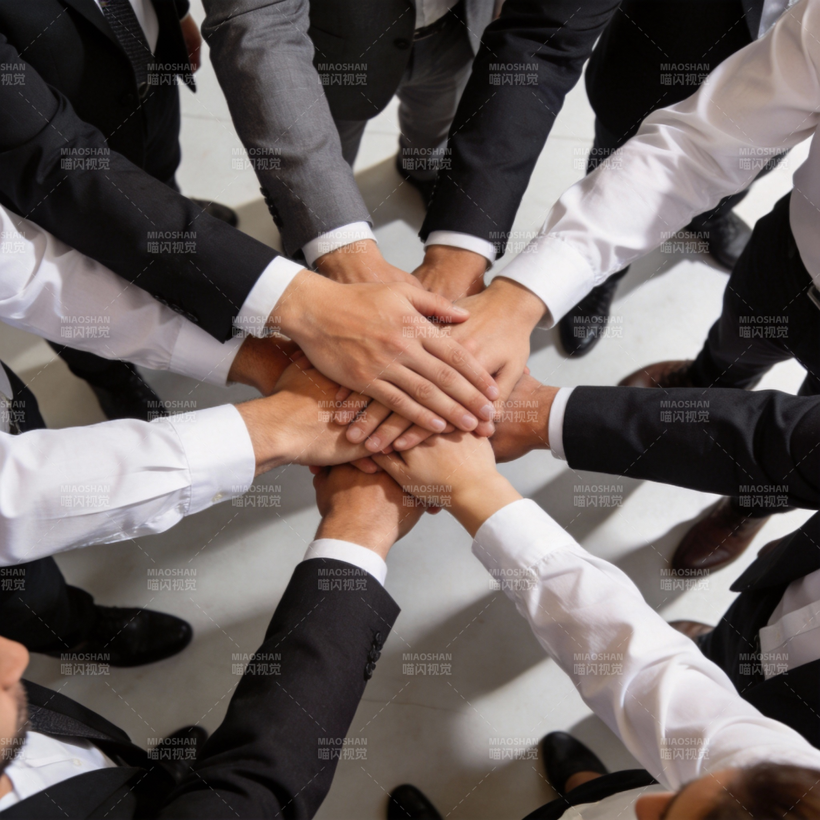 团结一心 共筑未来图片