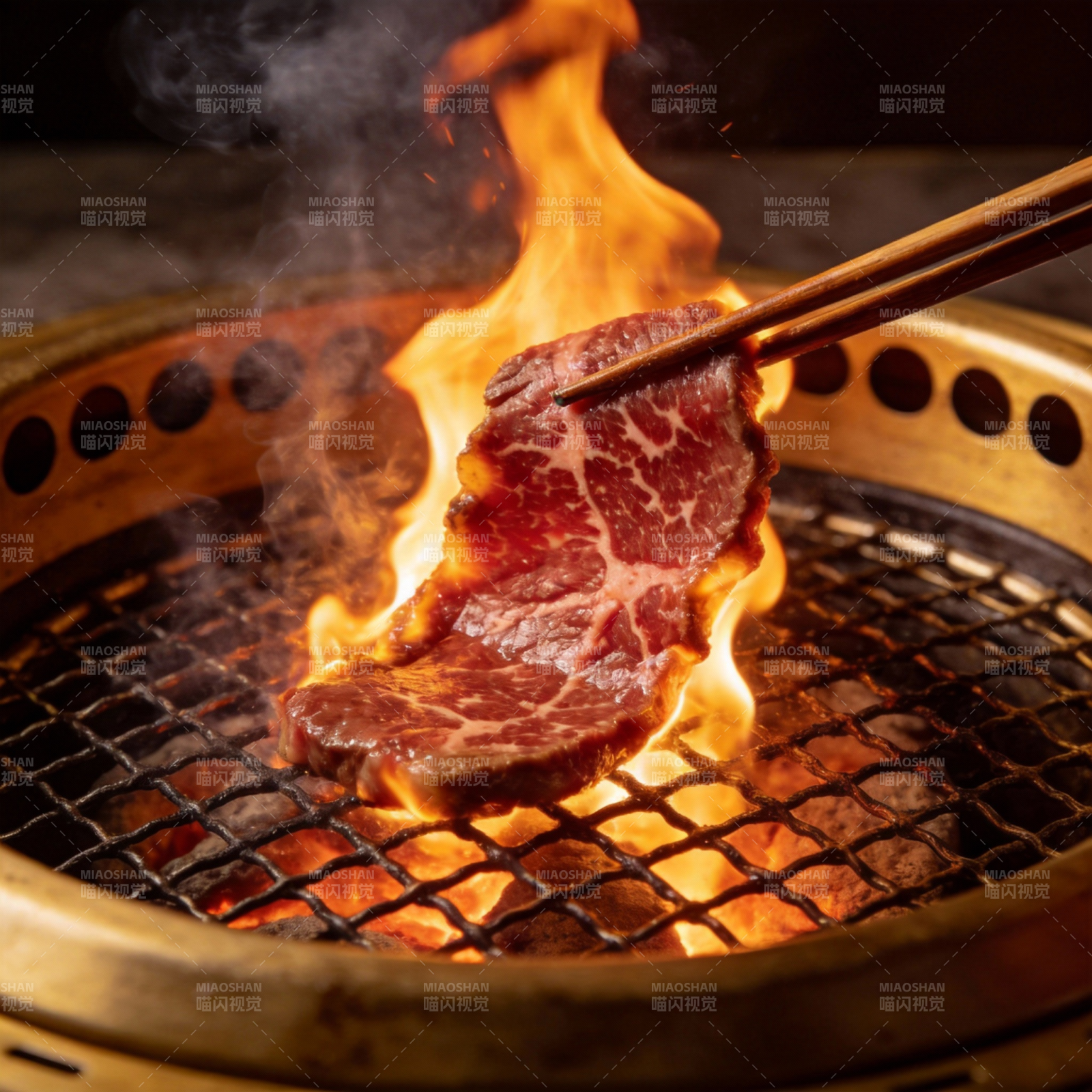 火焰炙烤牛肉图片
