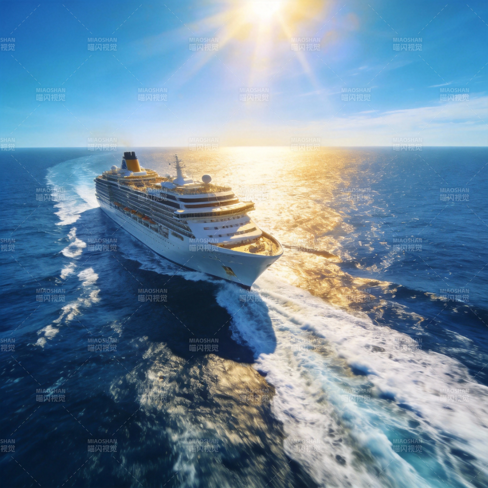 邮轮破浪前行图片