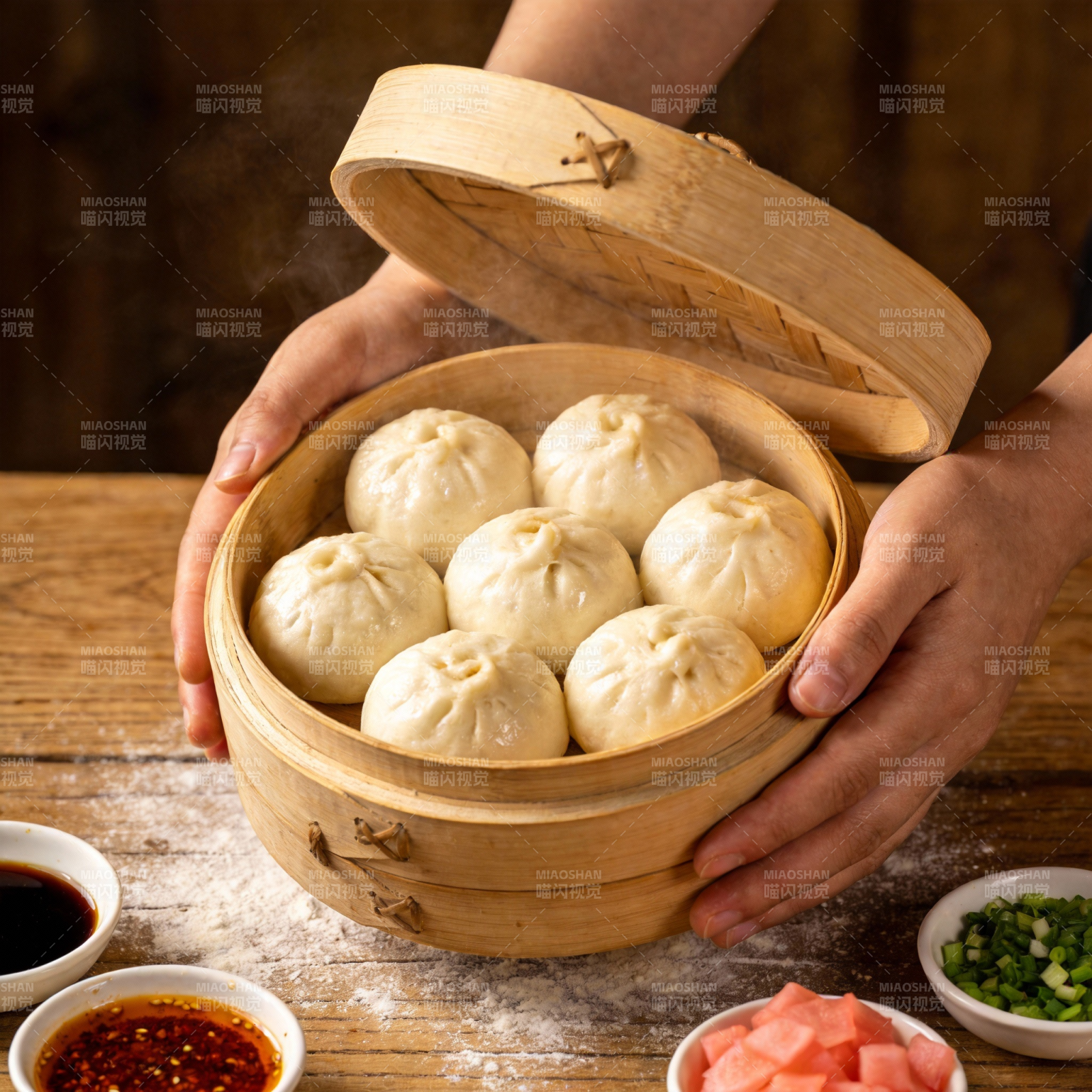 蒸笼包子 香气四溢图片